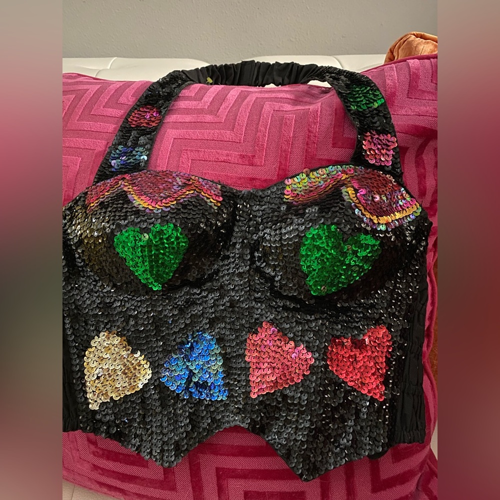 Sequin black multicolor hearts crop top sz L